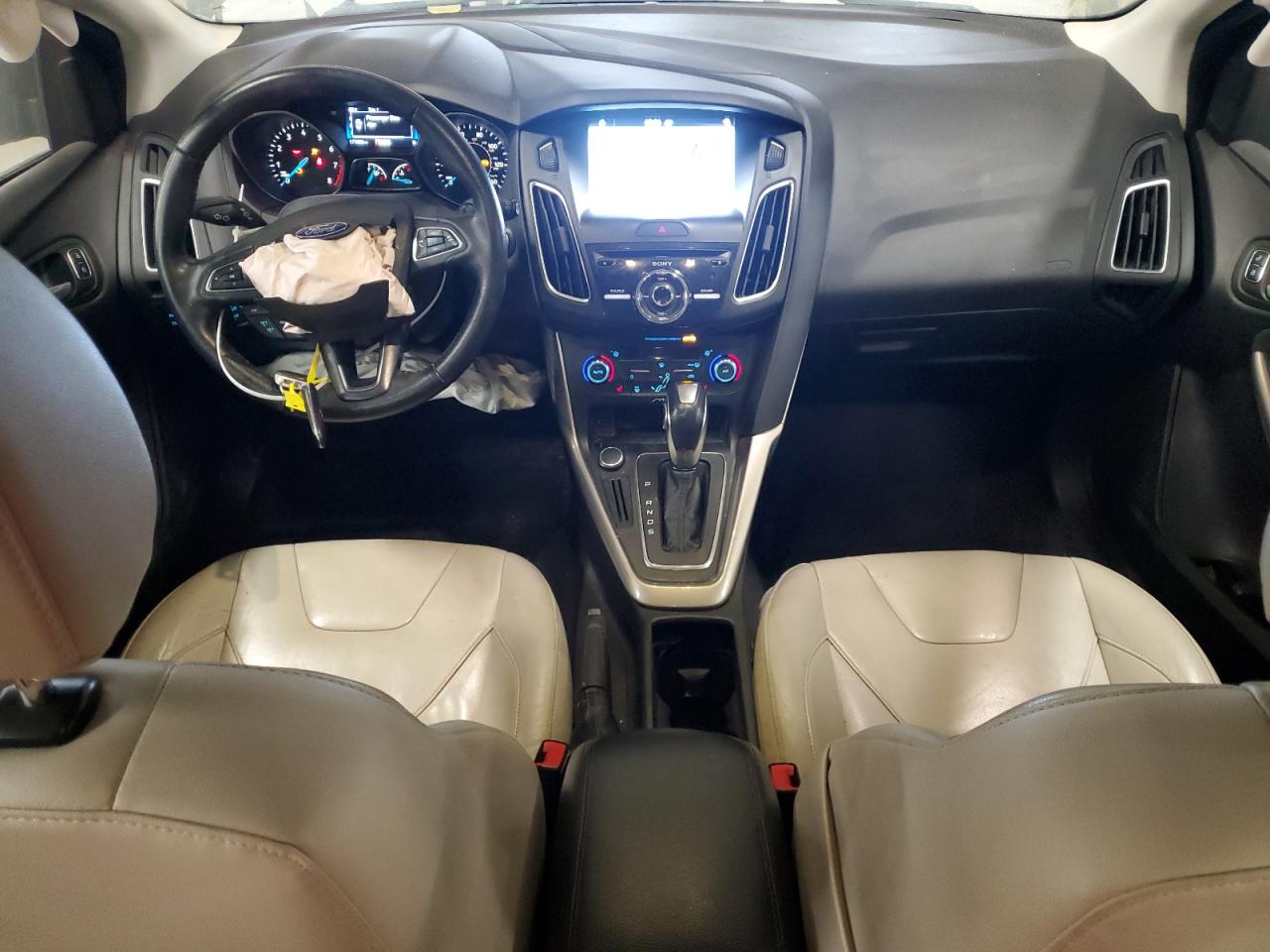 2016 Ford Focus - Image 8