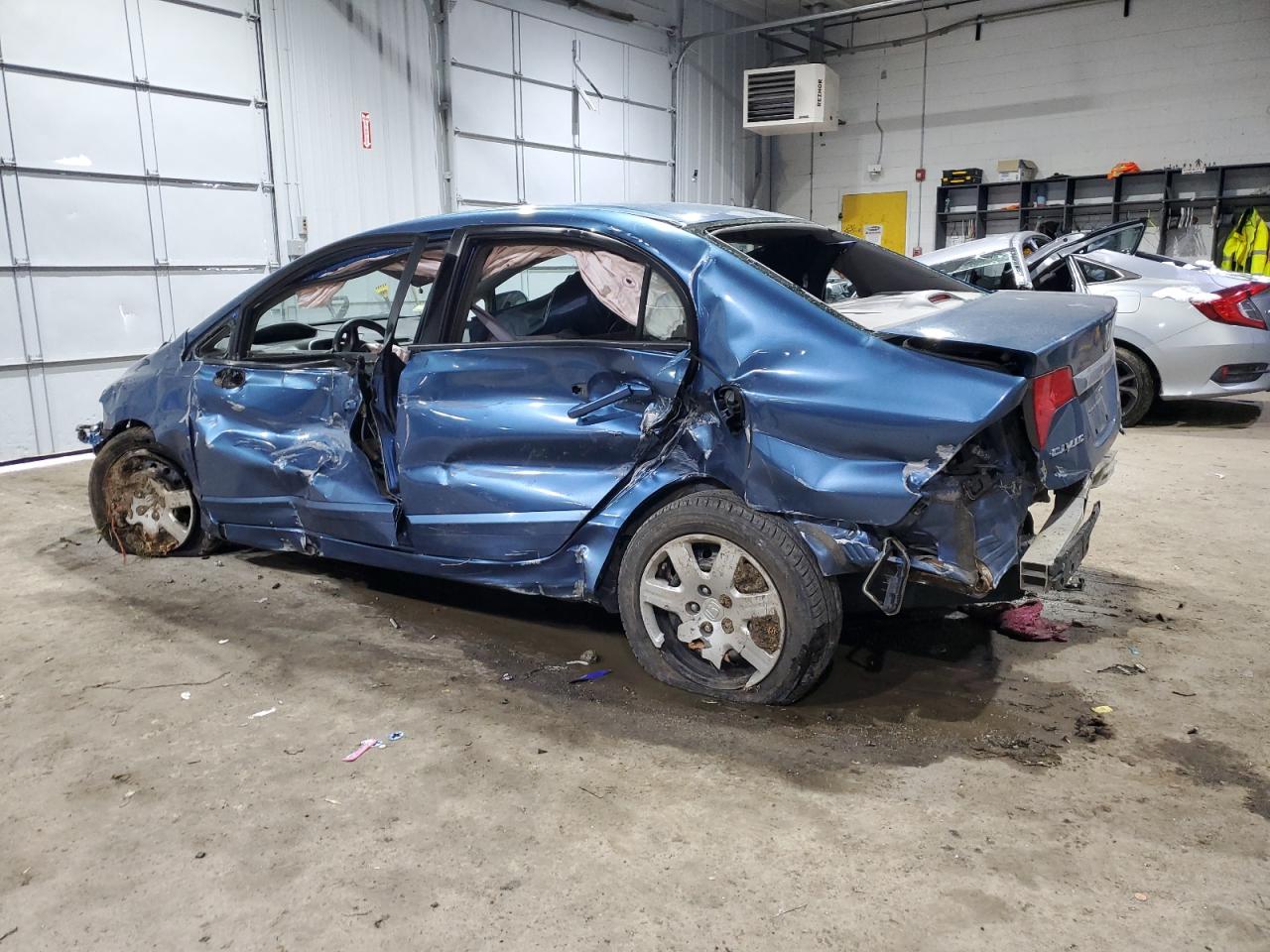 2011 Honda Civic - Image 2