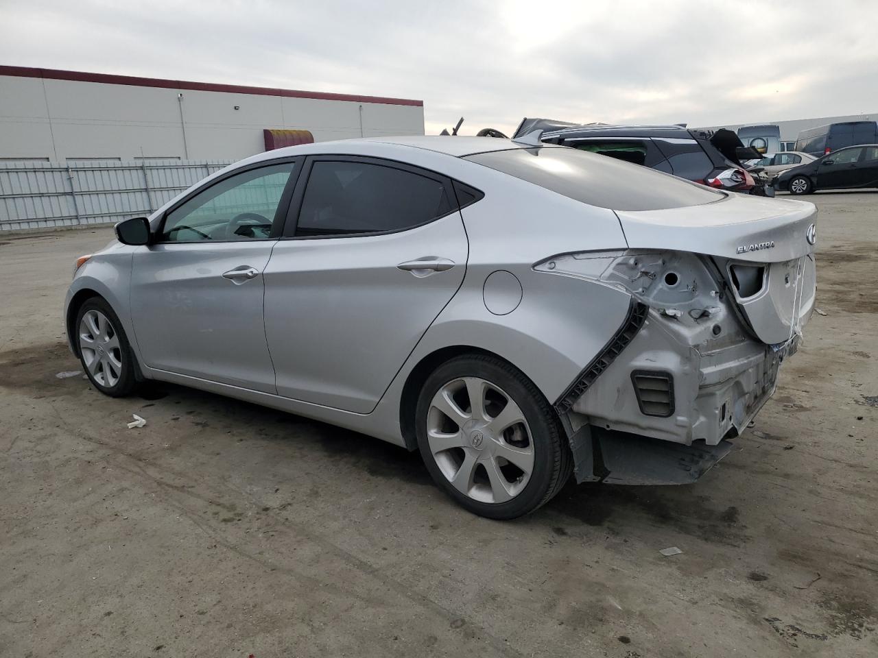 2013 Hyundai Elantra - Image 2