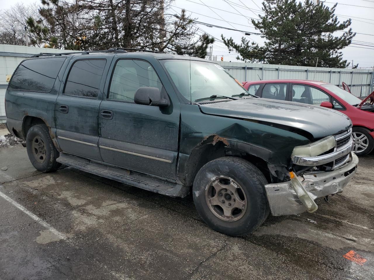 2004 Chevrolet Suburban - Image 4