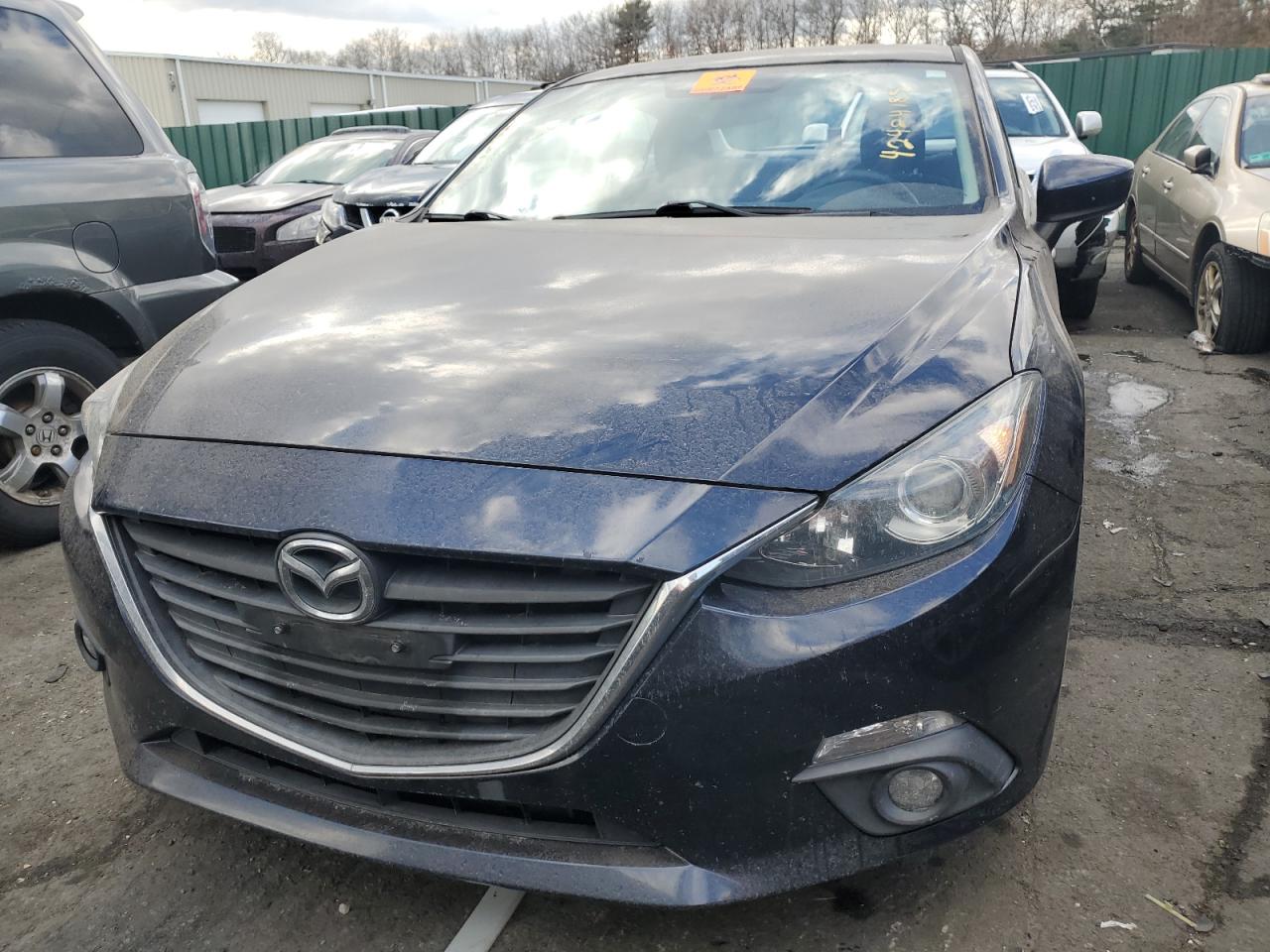 2015 Mazda 3 - Image 5