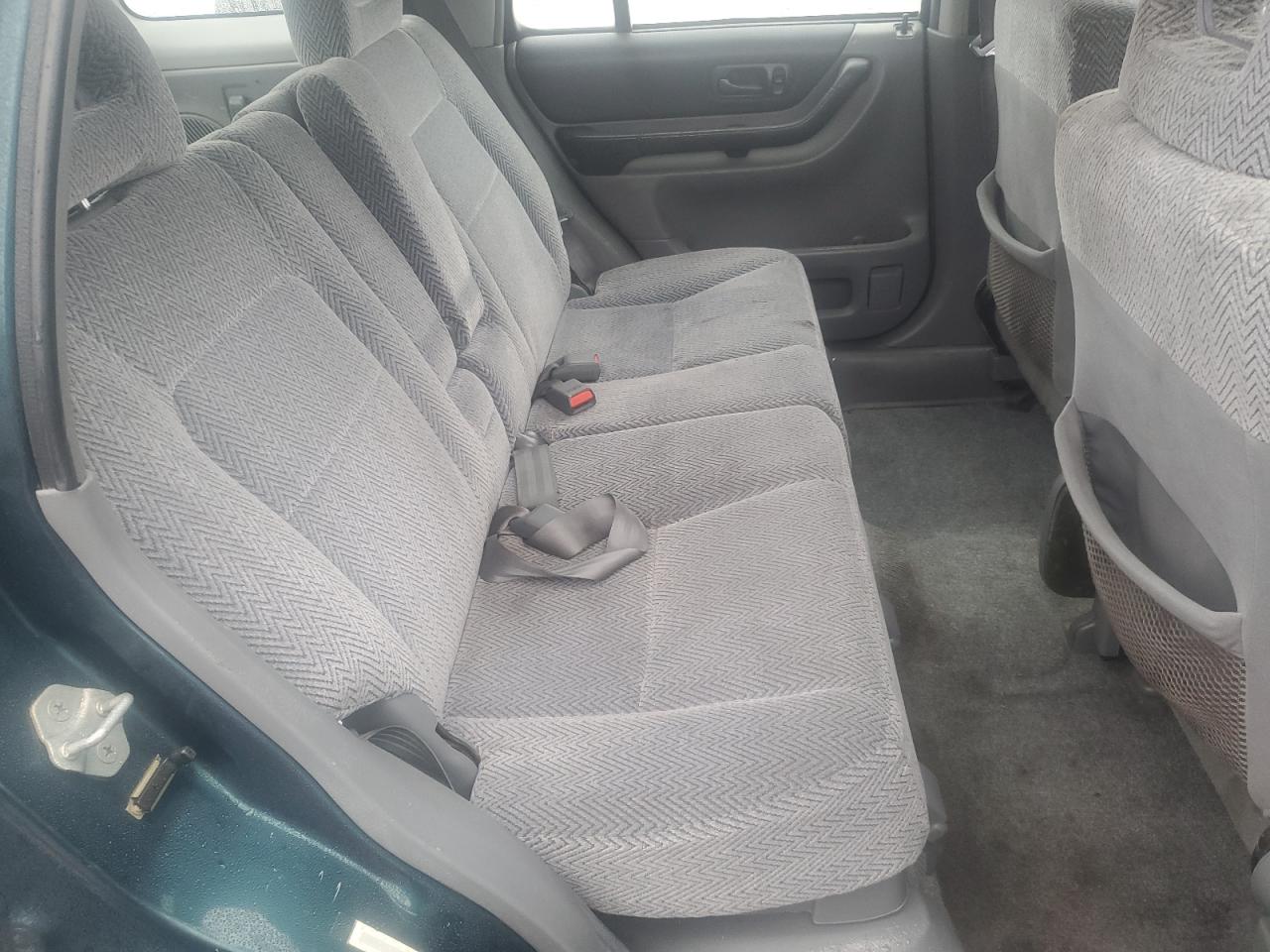1997 Honda CR-V - Image 12