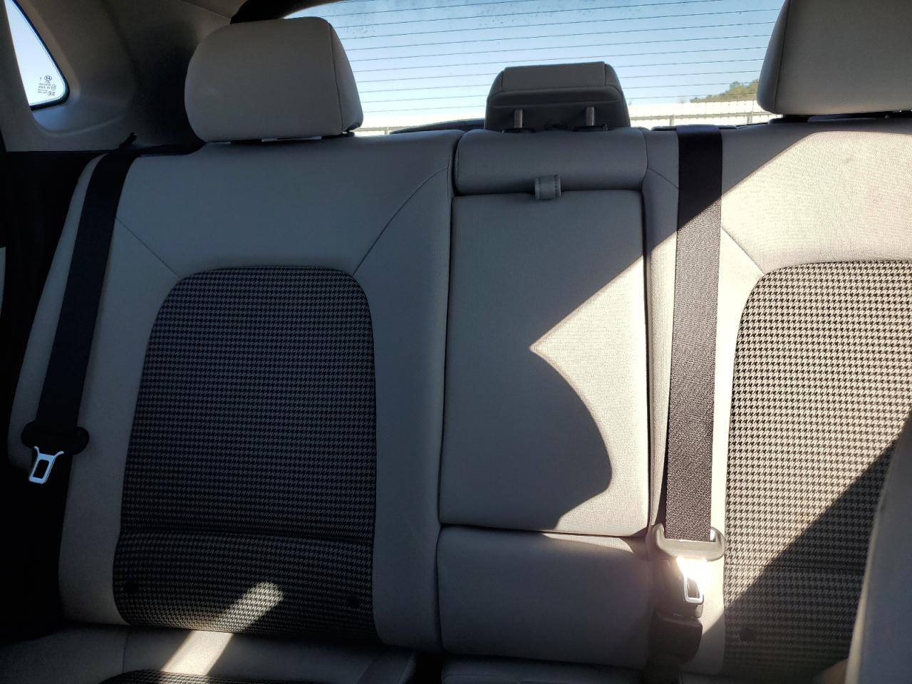 2023 Hyundai Kona - Image 10