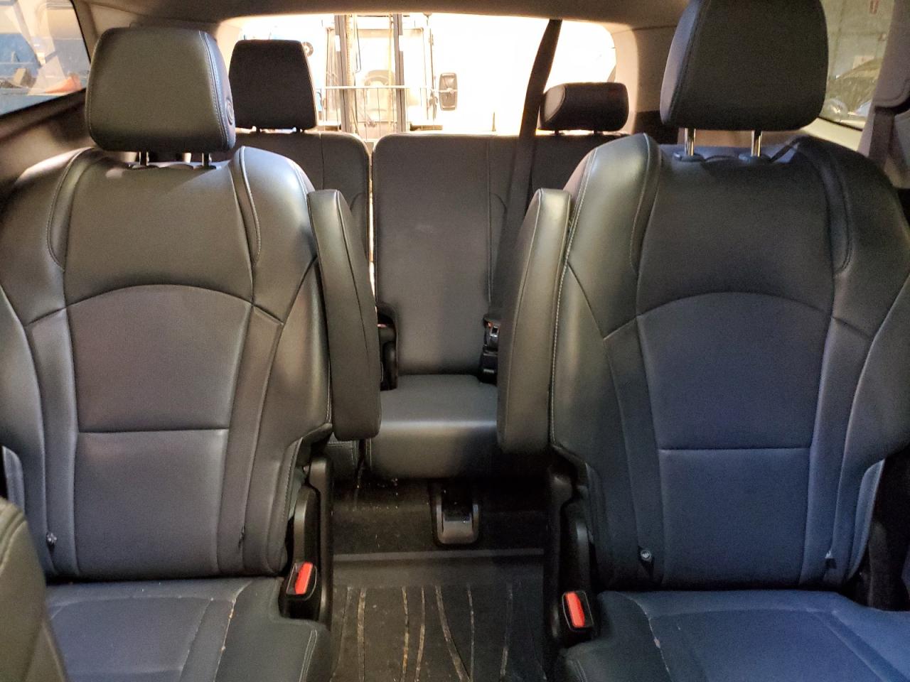 2018 Buick Enclave - Image 10