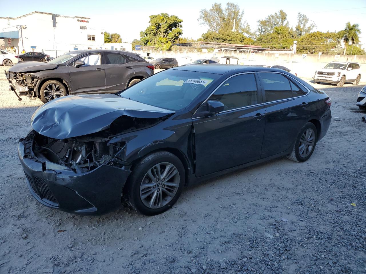 VIN 4T1BF1FK3GU553147 2016 TOYOTA CAMRY no.1