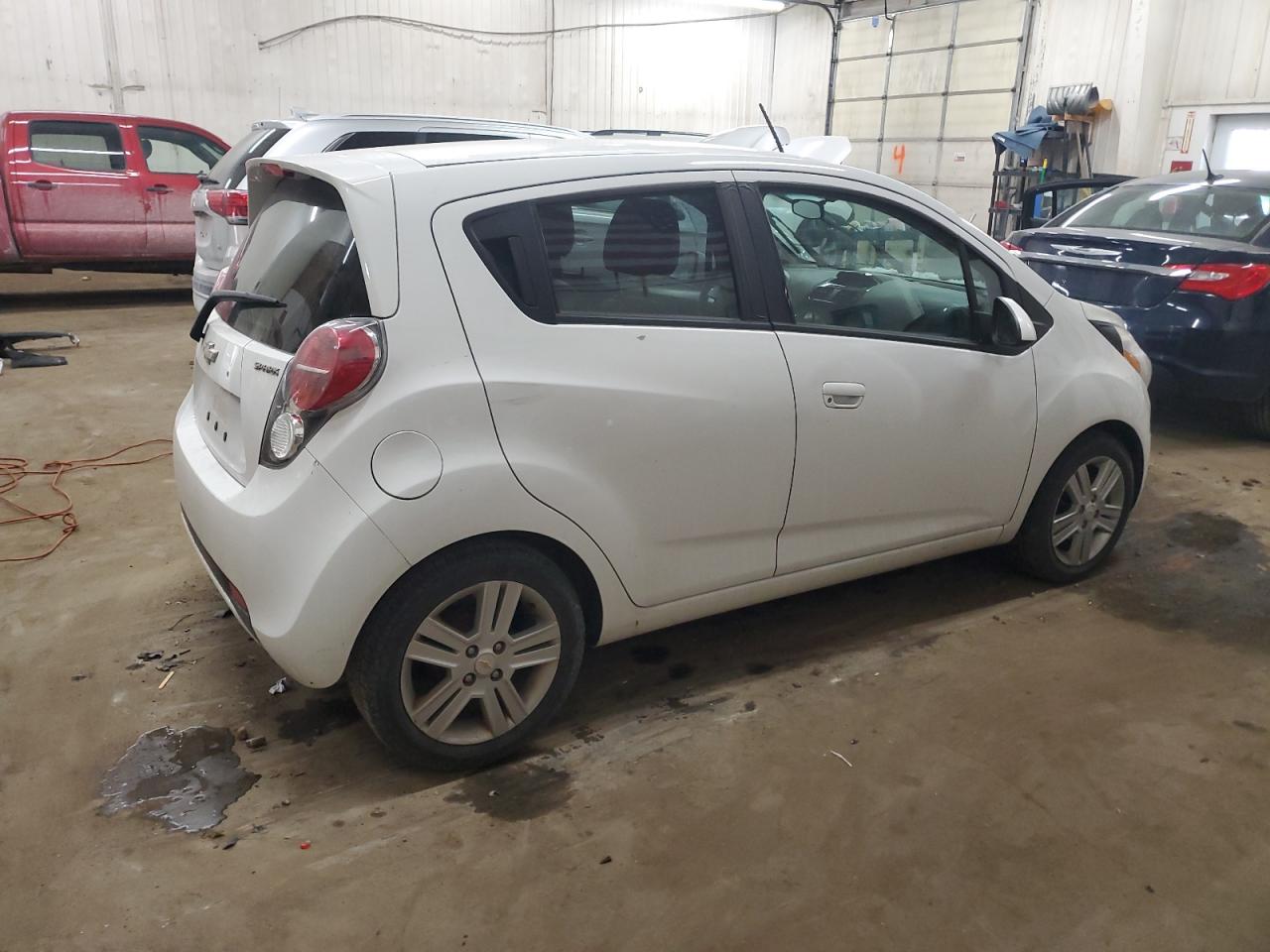 VIN KL8CD6S95EC511735 2014 CHEVROLET SPARK no.3