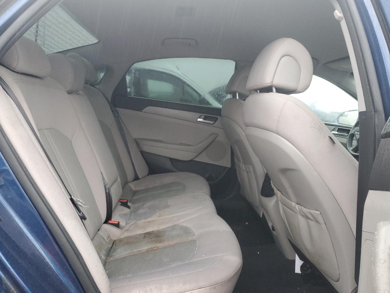 2015 Hyundai Sonata - Image 10
