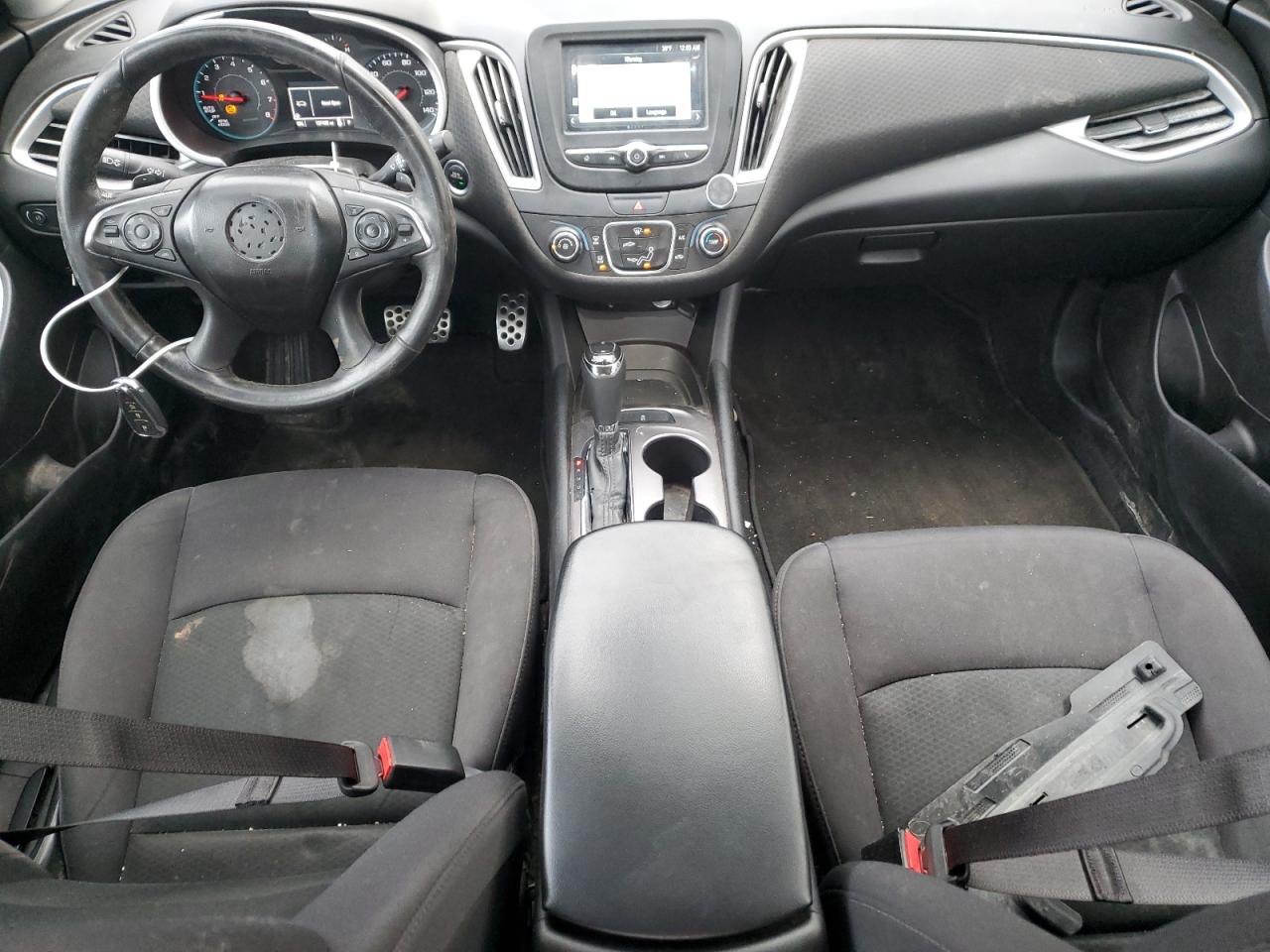 2017 Chevrolet Malibu - Image 8