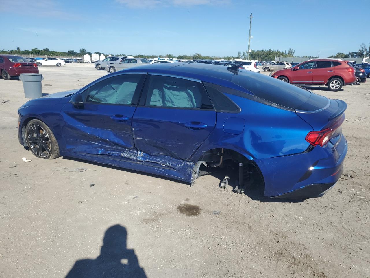 2024 Kia K5 - Image 2