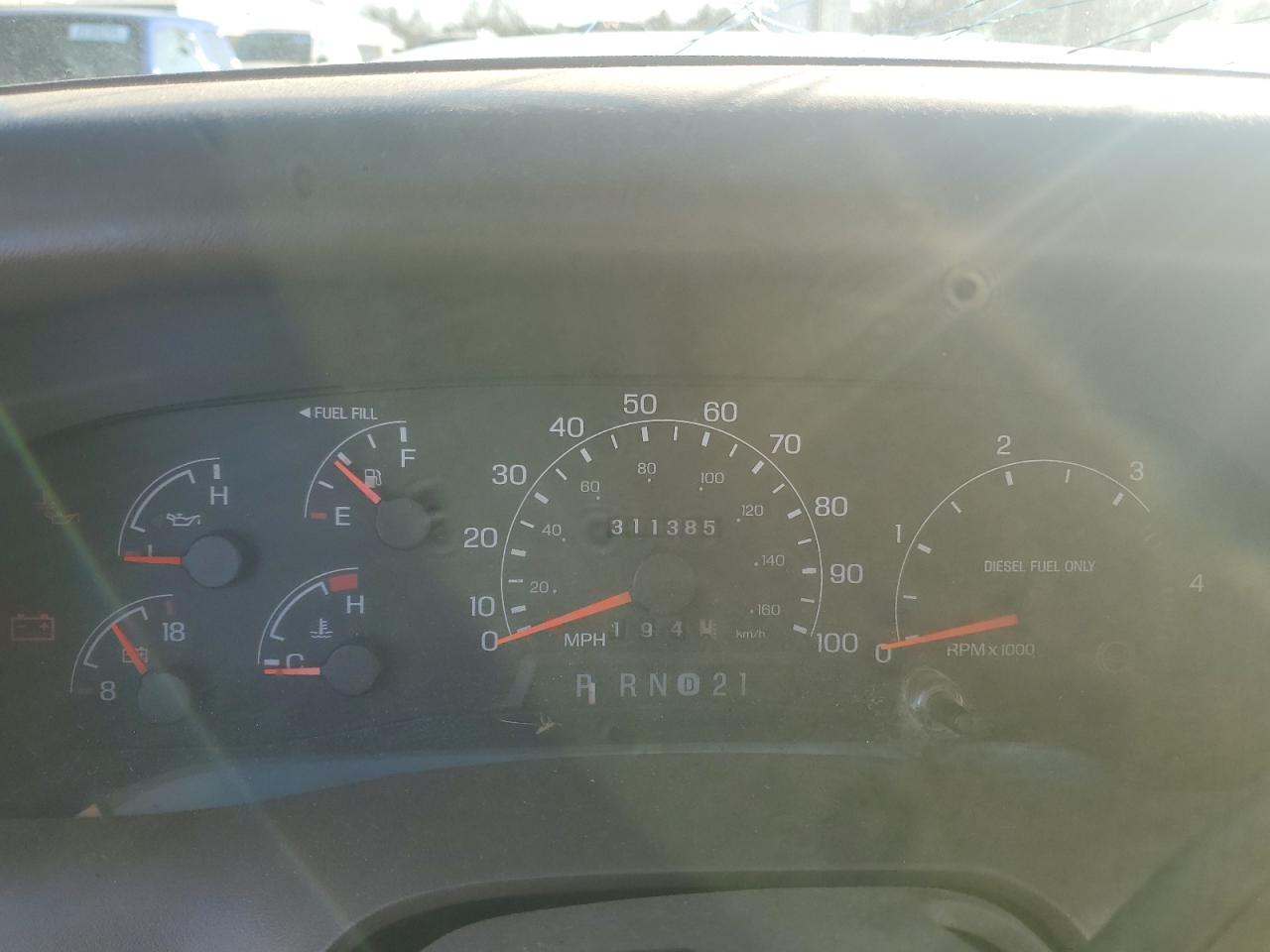 2001 Ford F250 - Image 9
