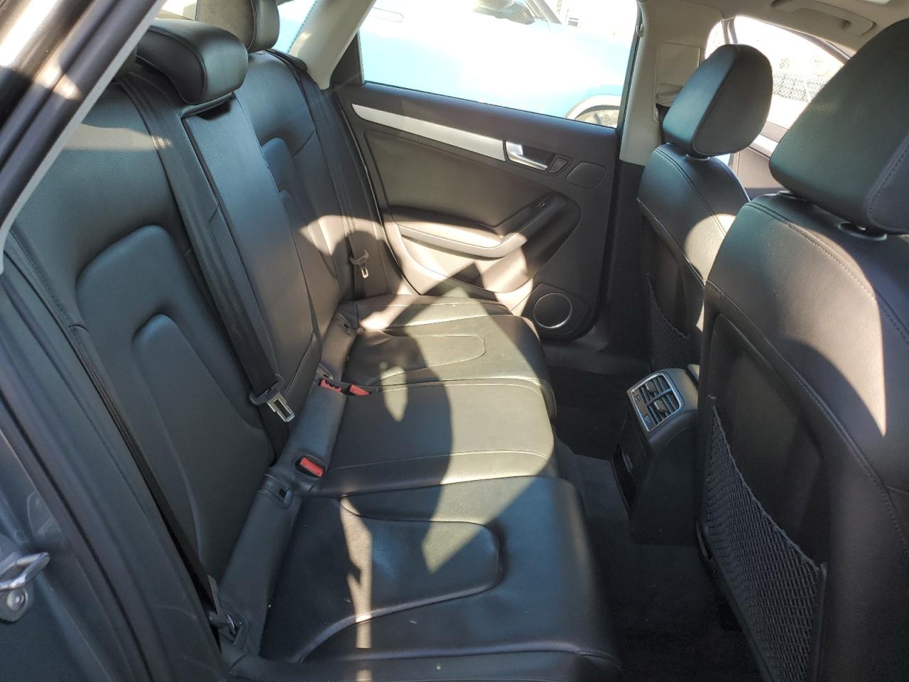 2016 Audi A4 - Image 10