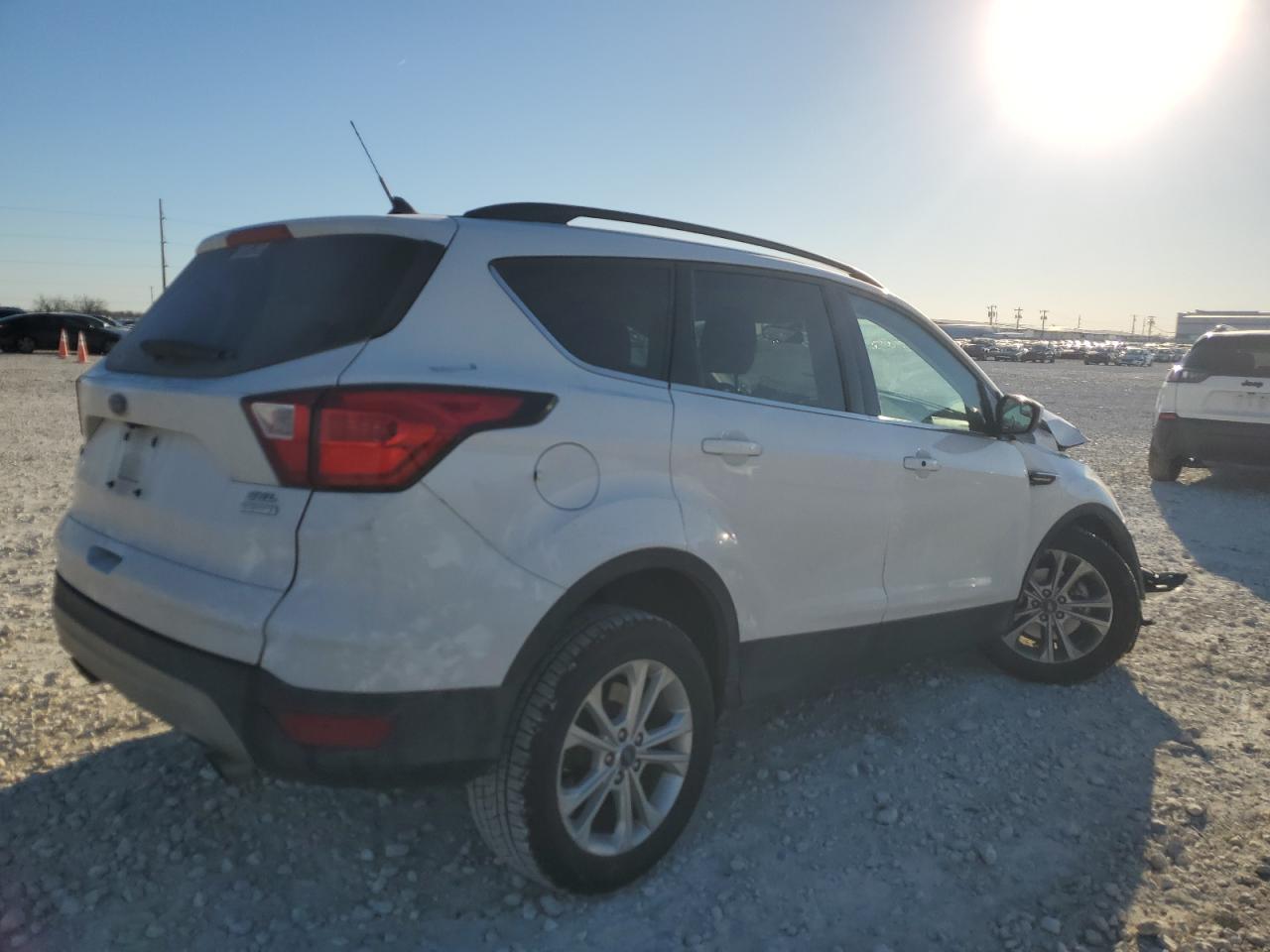 2019 Ford Escape - Image 3