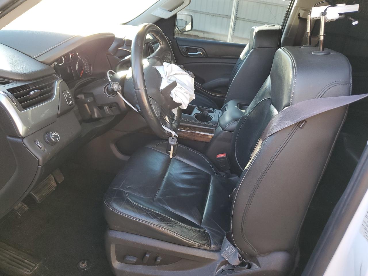 2016 Chevrolet Suburban - Image 7