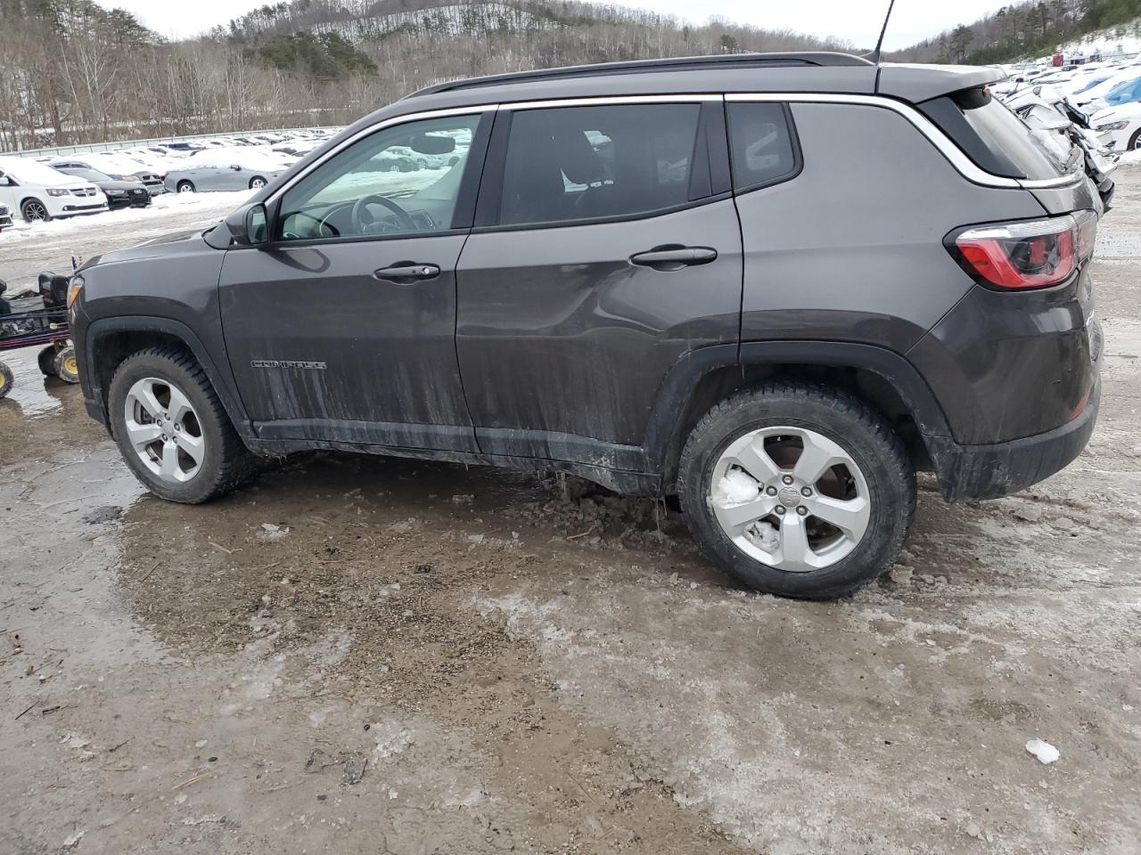 2020 Jeep Compass - Image 2