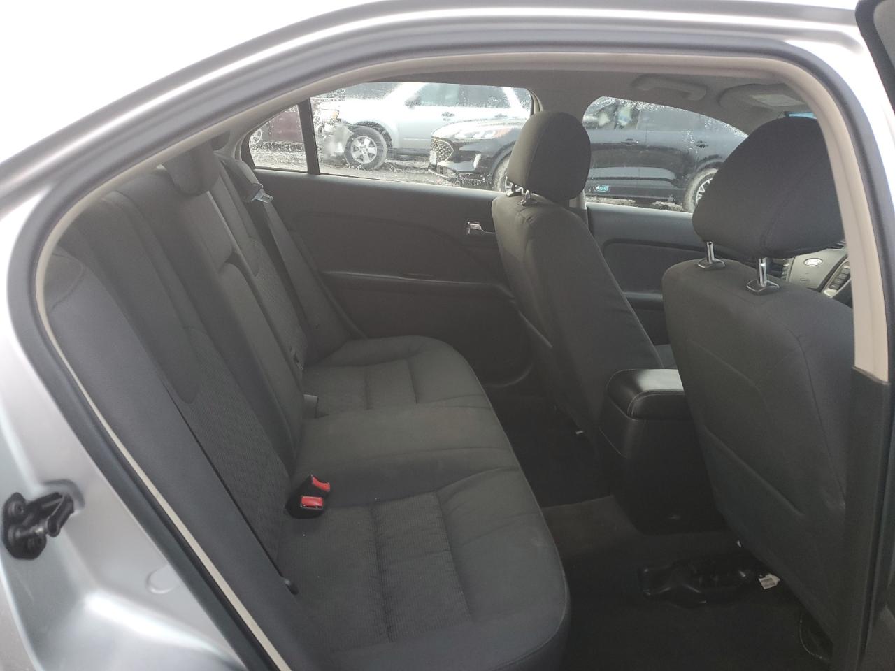 2012 Ford Fusion - Image 10