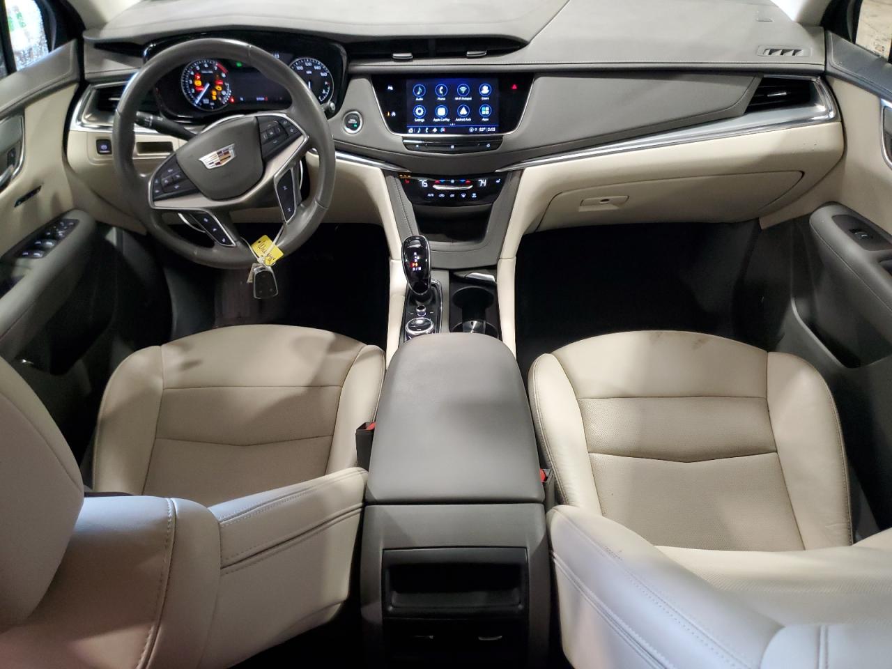 2021 Cadillac XT5 - Image 8