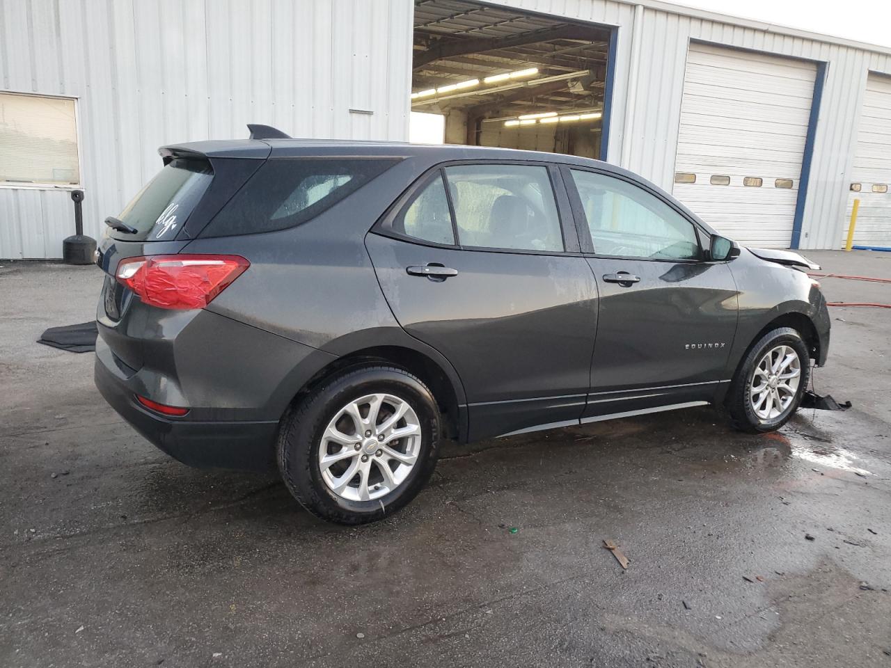 2019 Chevrolet Equinox - Image 3