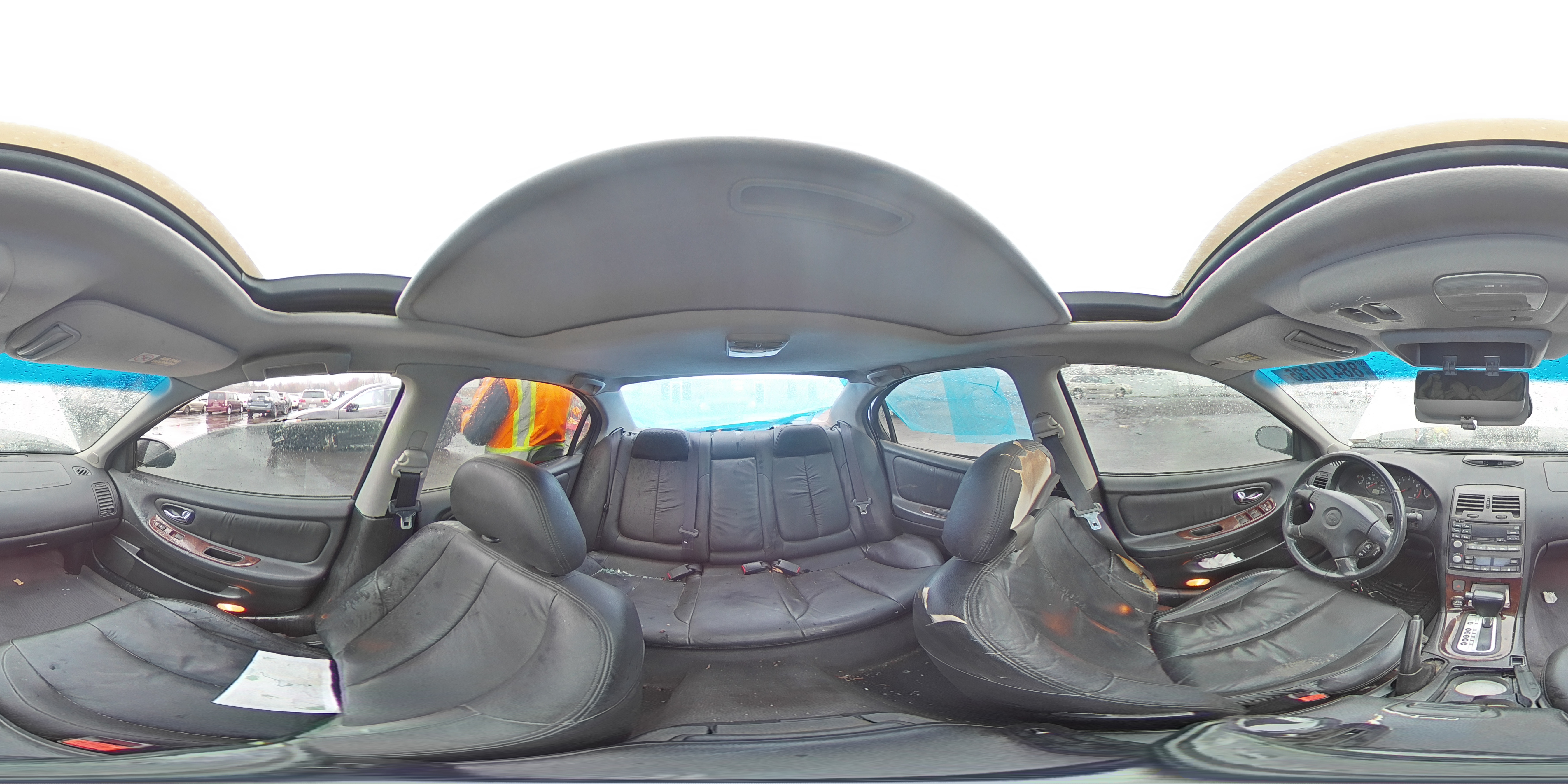 2000 Nissan Maxima - Image 13