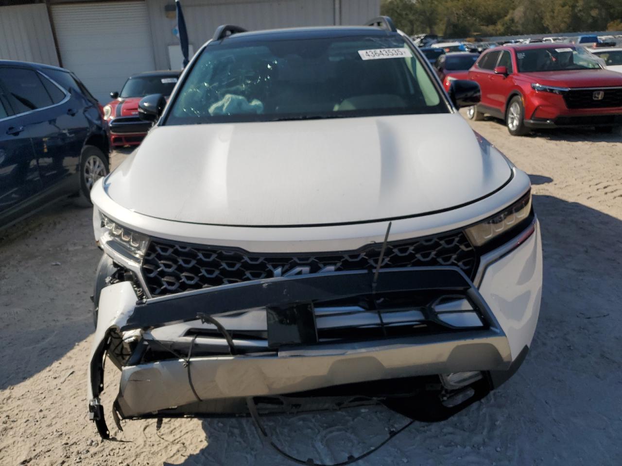 2022 Kia Sorento - Image 5