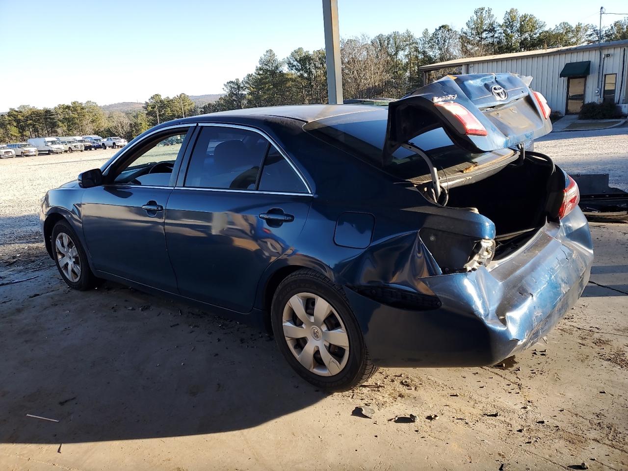 2009 Toyota Camry - Image 2
