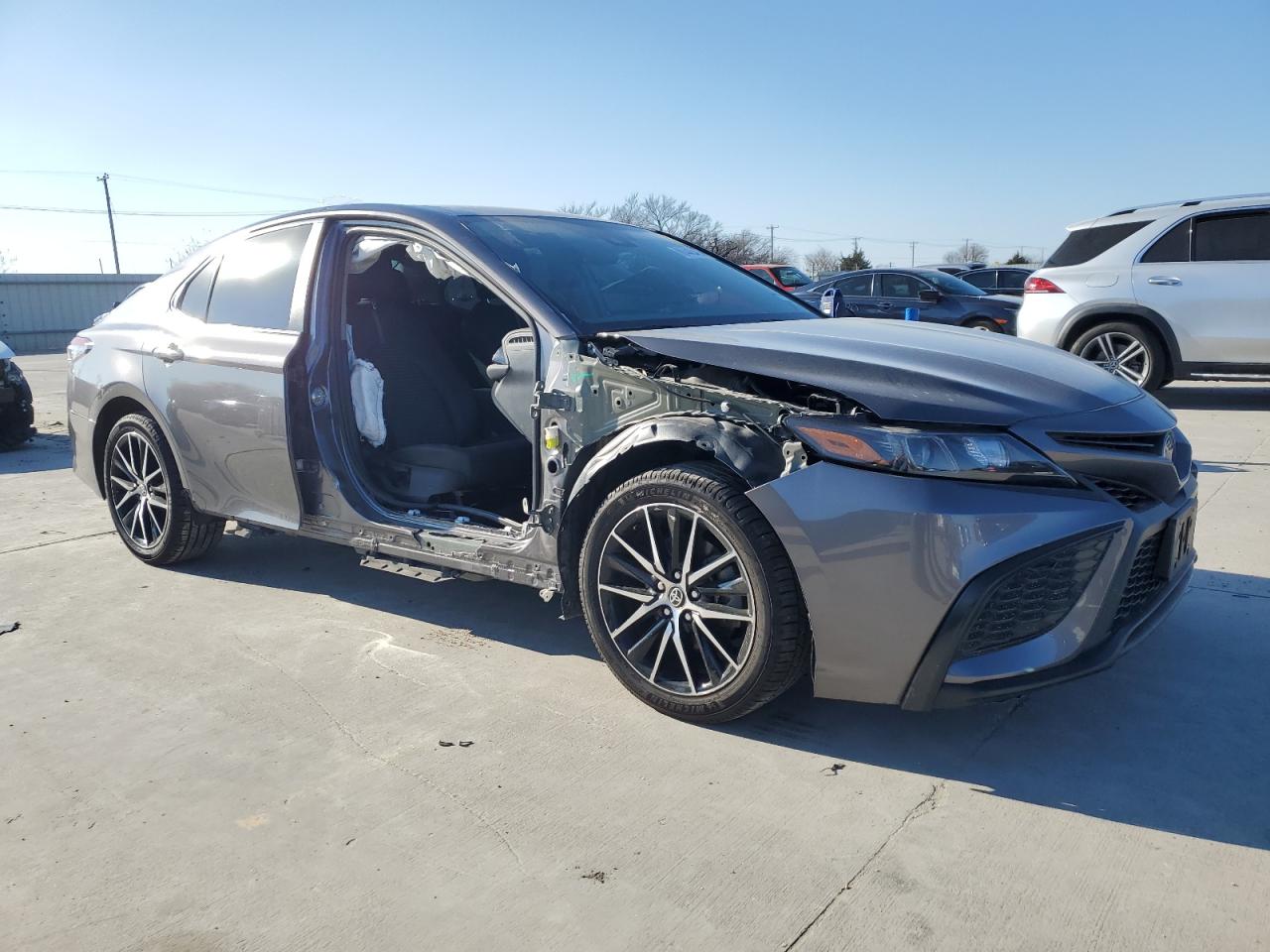 2021 Toyota Camry - Image 4