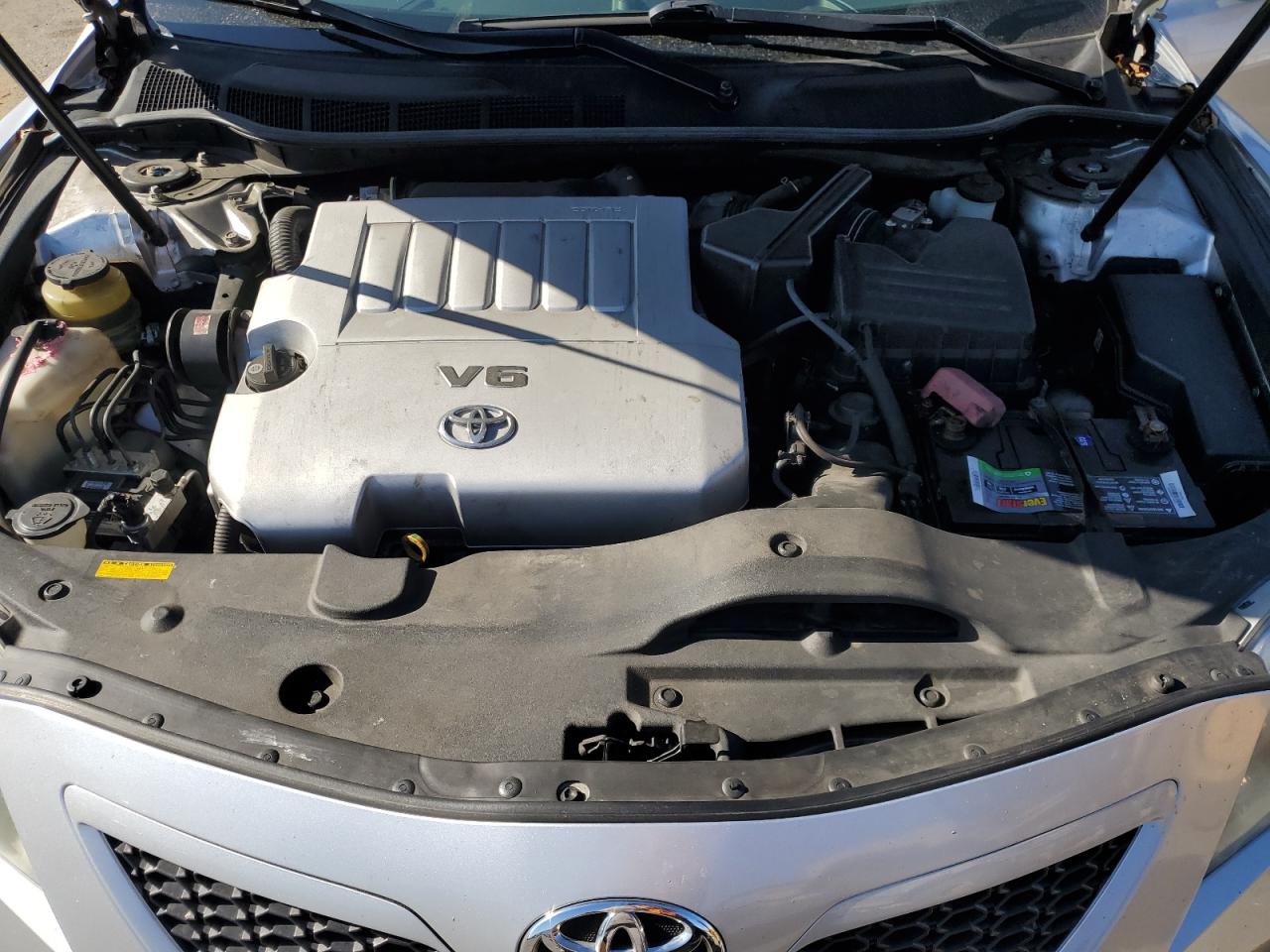 2009 Toyota Camry - Image 11