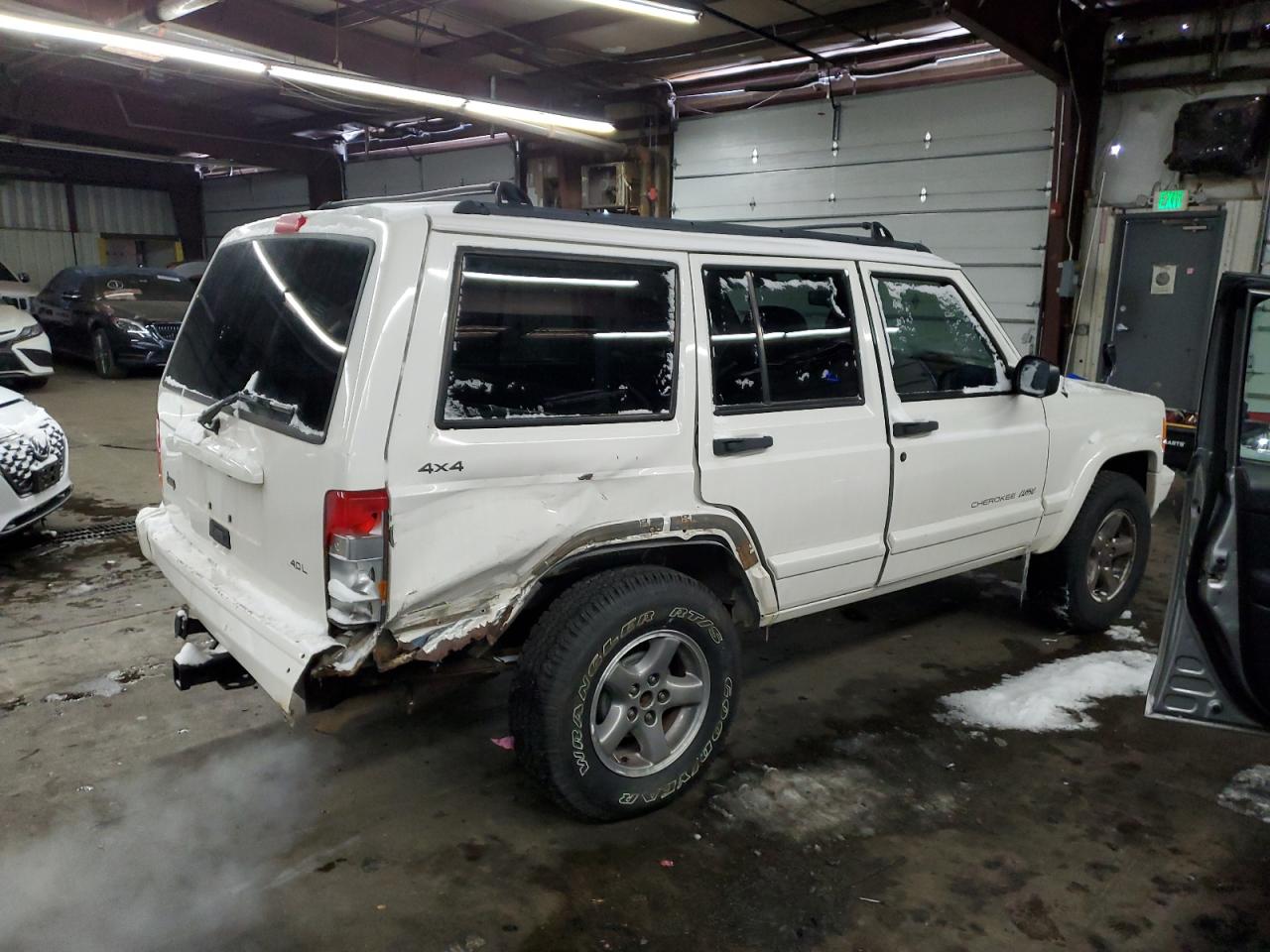 1998 Jeep Grand Cherokee - Image 3