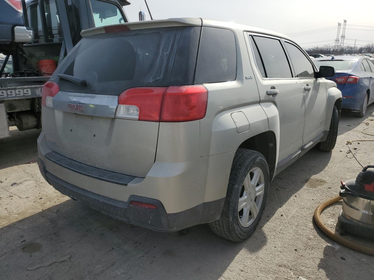 2015 GMC Terrain - Image 3