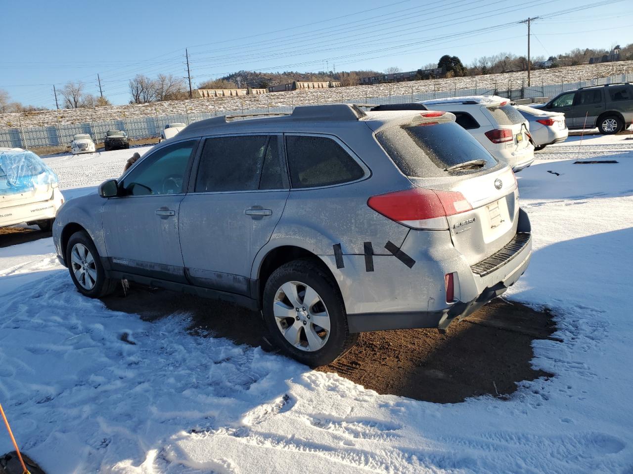 2010 Subaru Outback - Image 2