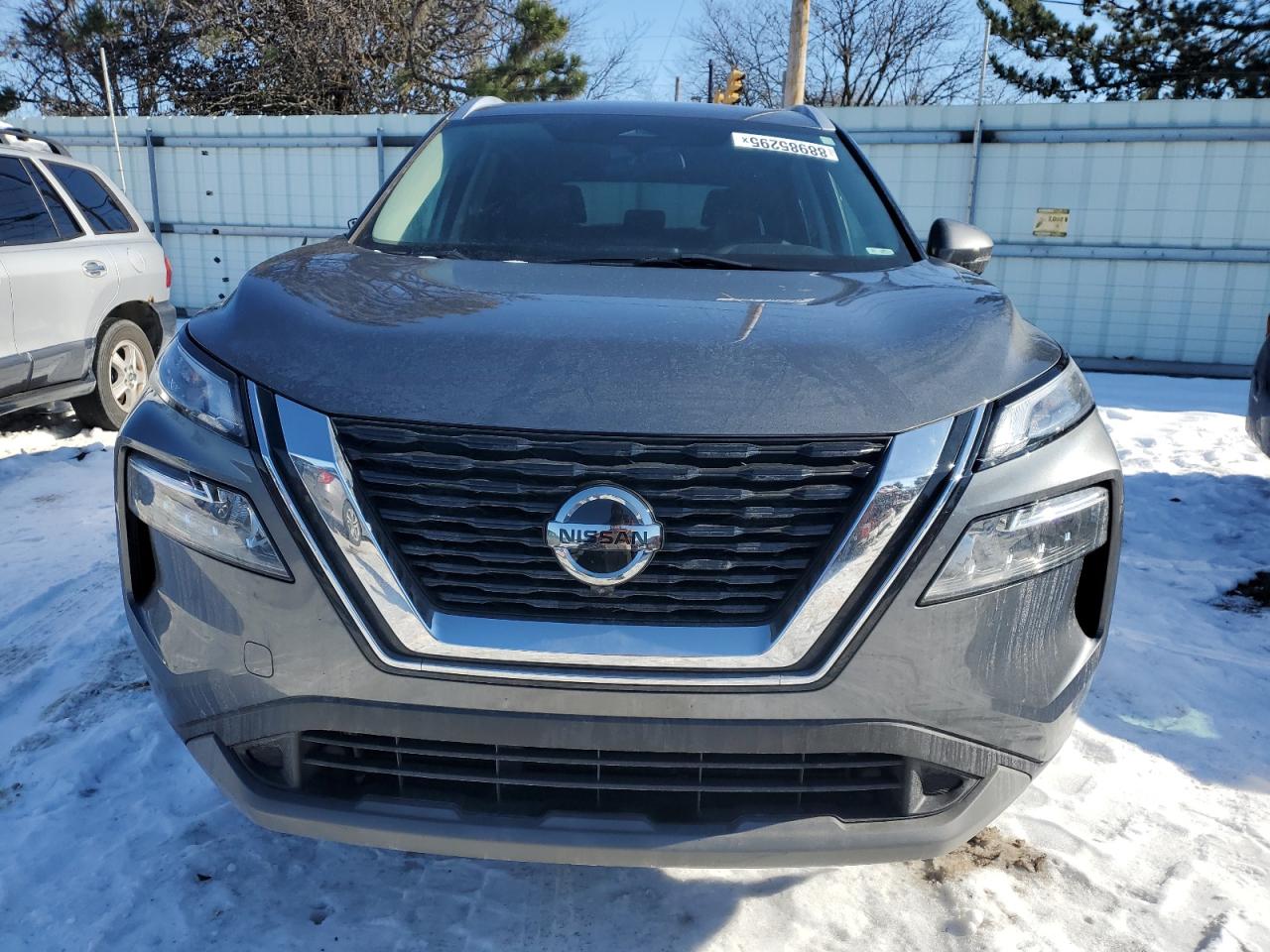 2021 Nissan Rogue - Image 5