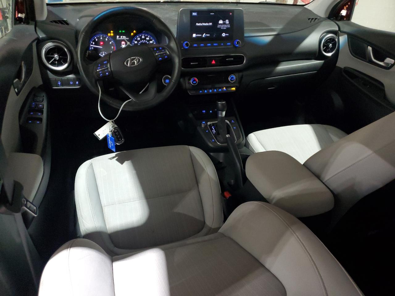 2022 Hyundai Kona - Image 8