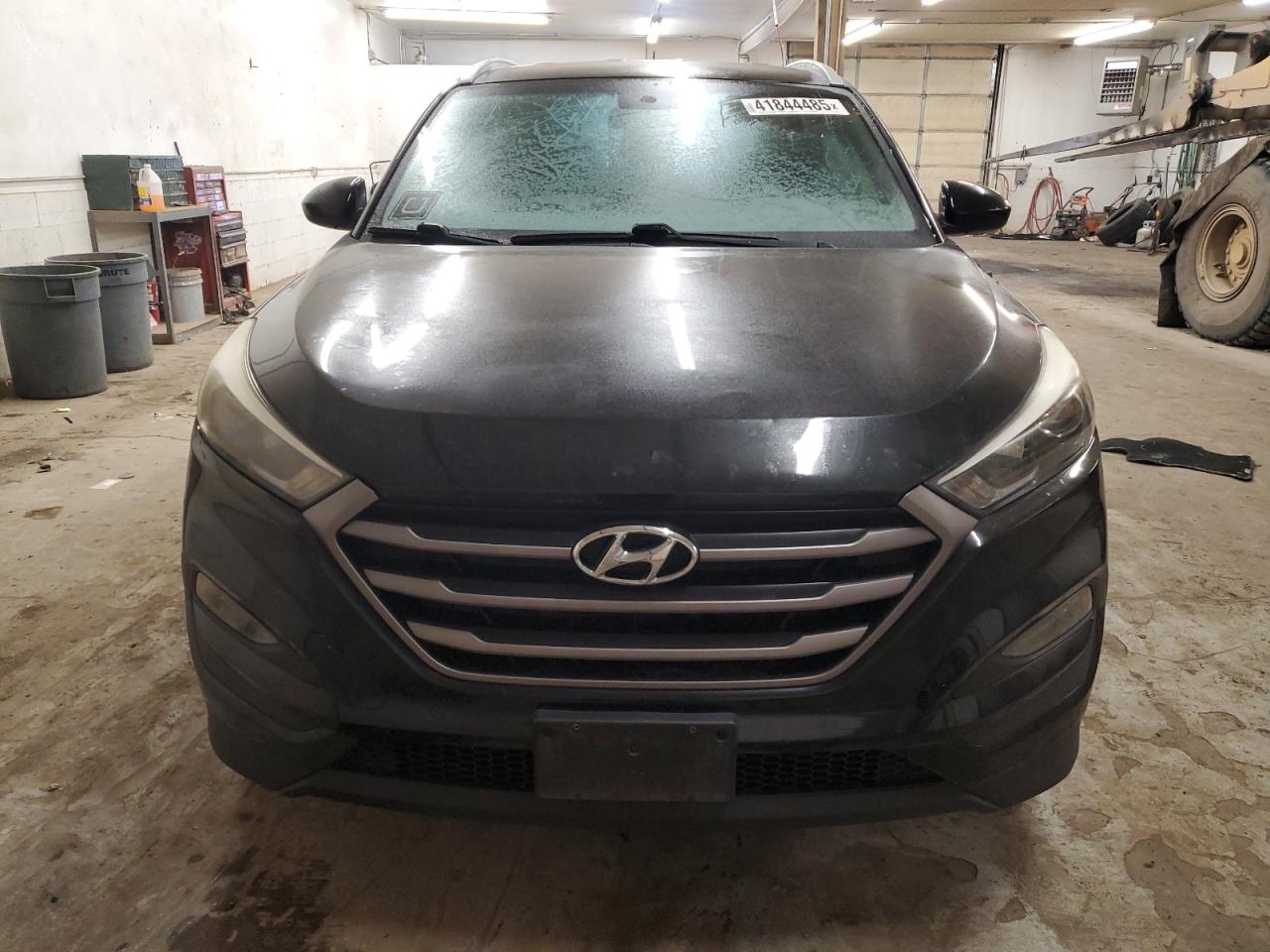 2016 Hyundai Tucson - Image 5