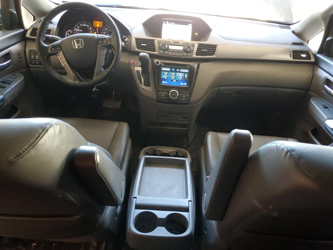 2015 Honda Odyssey - Image 8