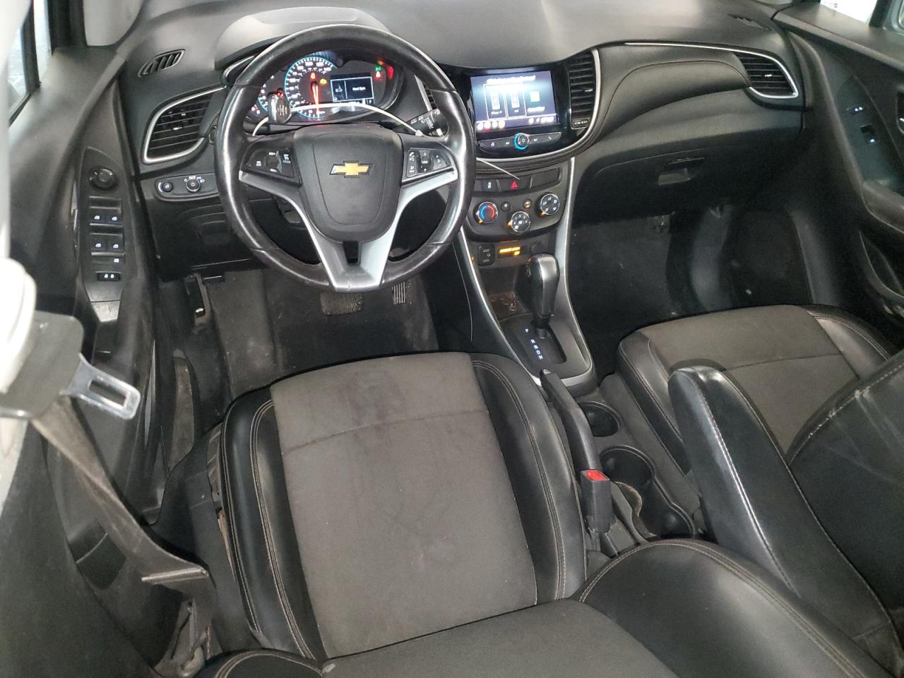 2021 Chevrolet Trax - Image 8