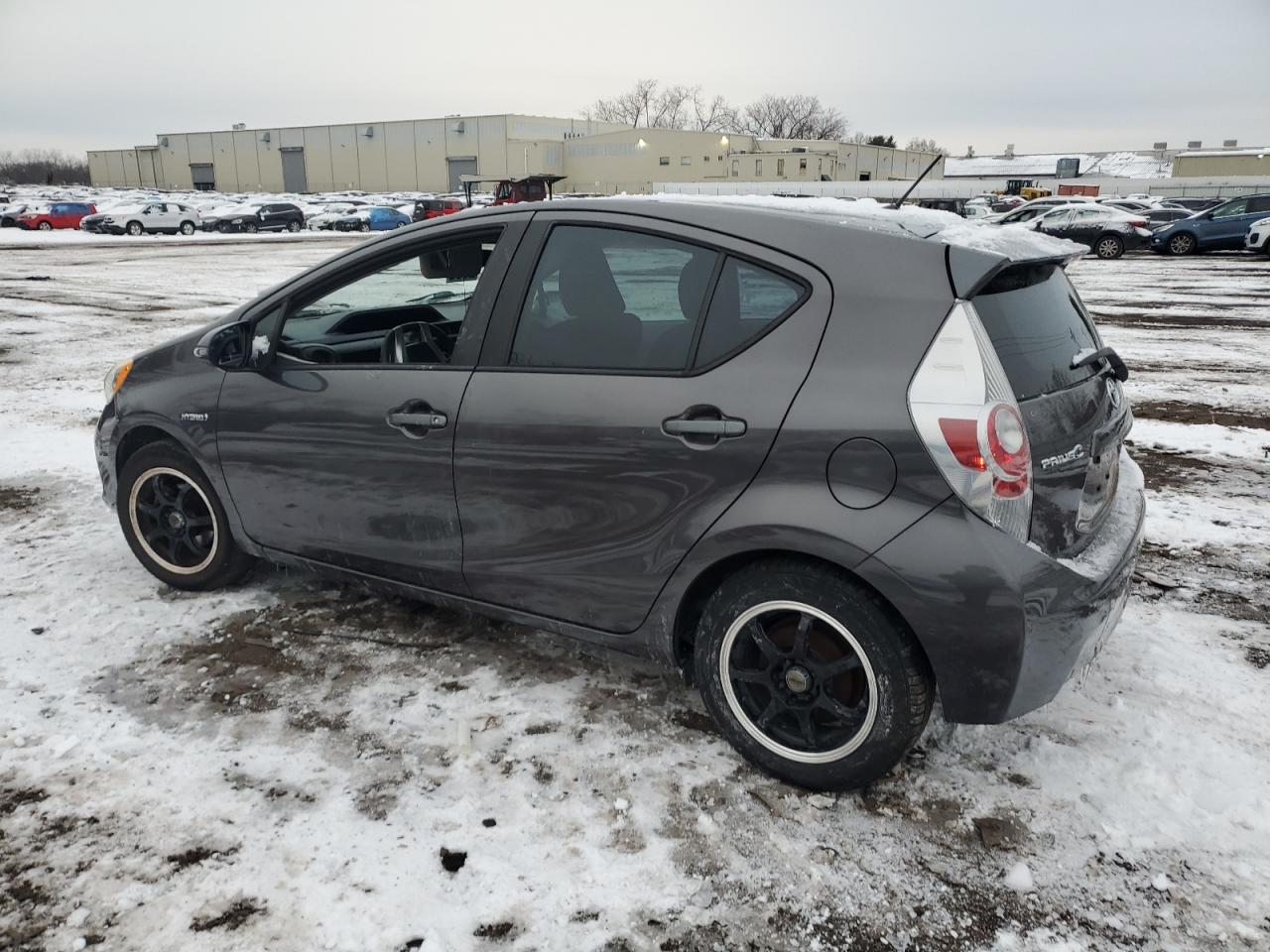 2014 Toyota Prius - Image 2