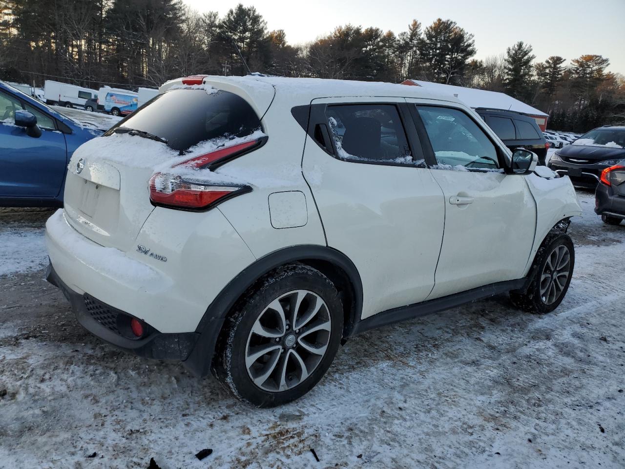 2017 Nissan Juke - Image 3