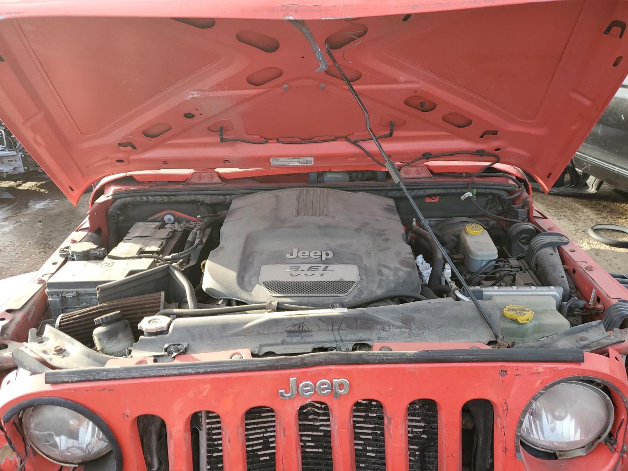 2013 Jeep Wrangler - Image 11