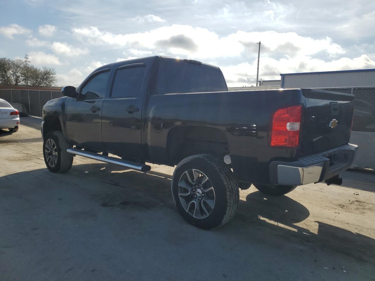 2012 Chevrolet Silverado - Image 2