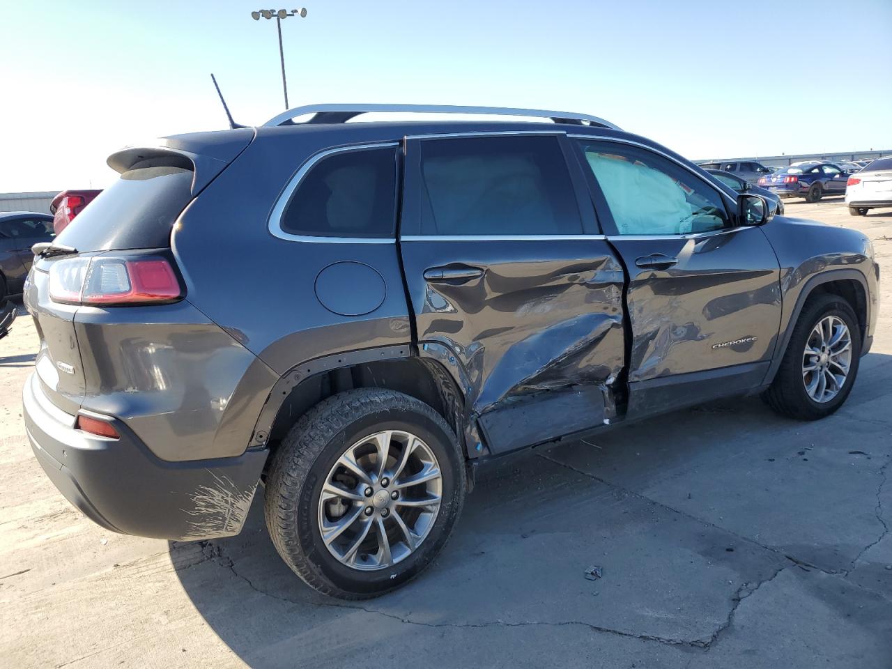 2019 Jeep Grand Cherokee - Image 3