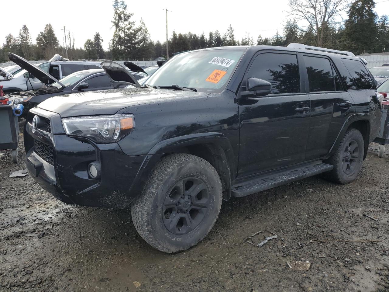 VIN JTEBU5JR5H5461261 2017 TOYOTA 4RUNNER no.1