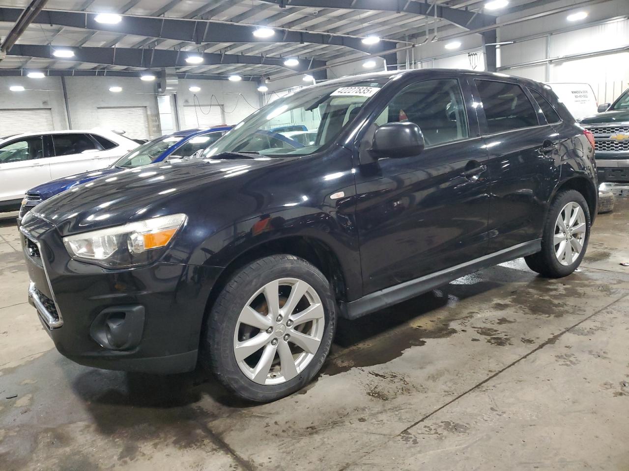 2014 Mitsubishi Outlander - Image 1
