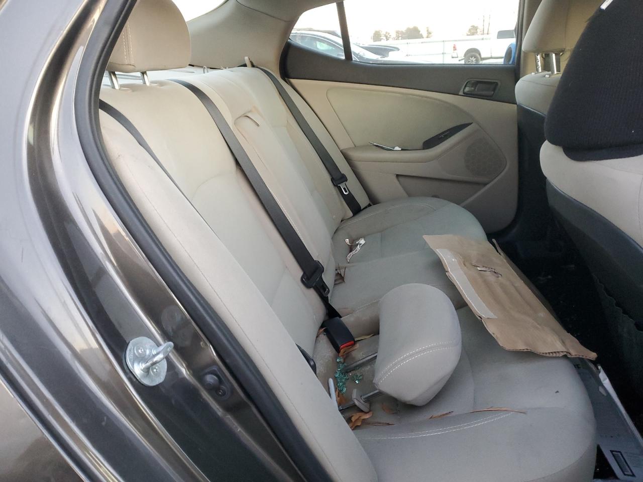 2014 Kia Optima - Image 10