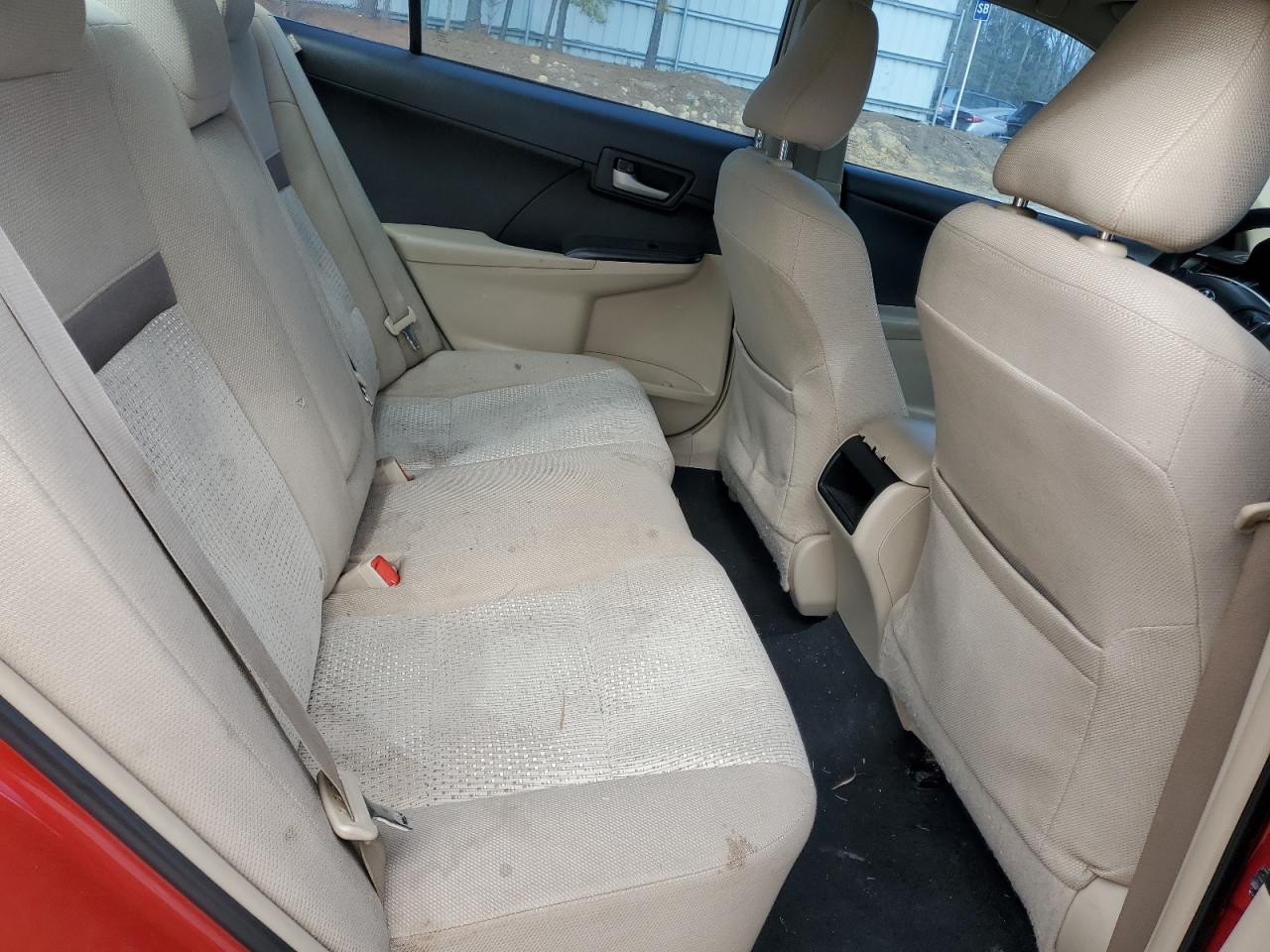 2013 Toyota Camry - Image 10