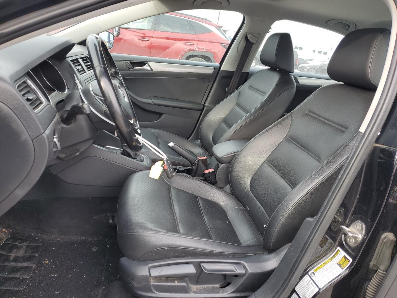 2017 Volkswagen Jetta - Image 7