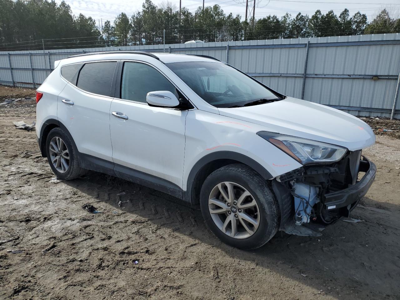 2015 Hyundai Santa Fe - Image 4
