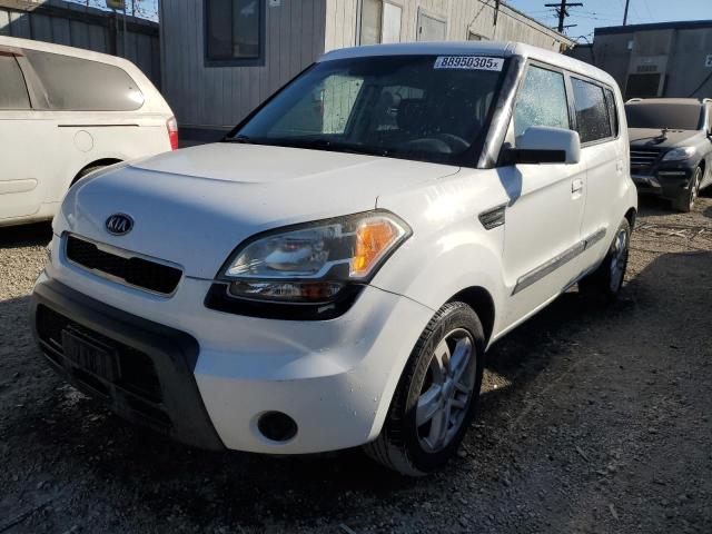 2010 Kia Soul +