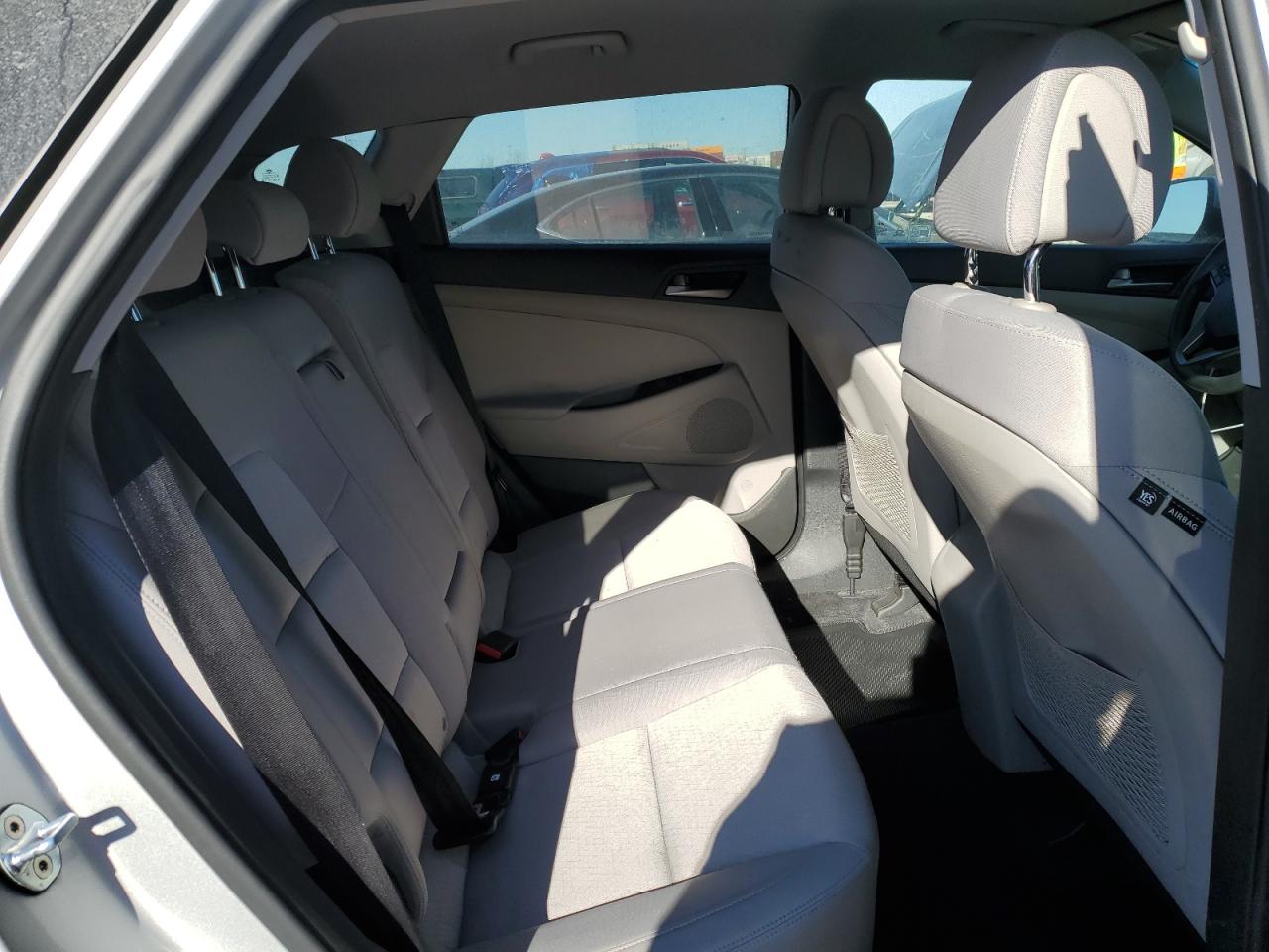 2017 Hyundai Tucson - Image 11