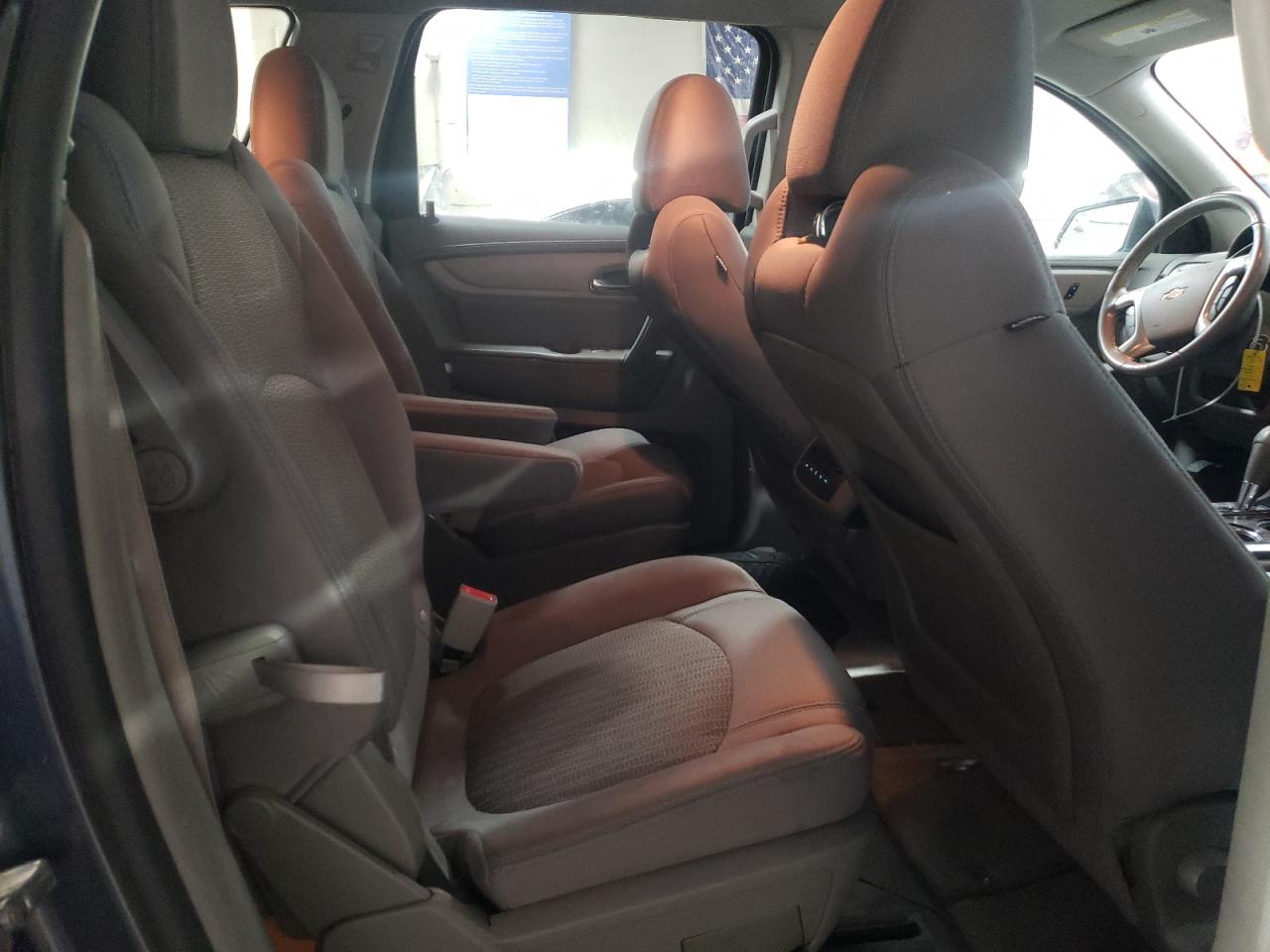 2014 Chevrolet Traverse - Image 11