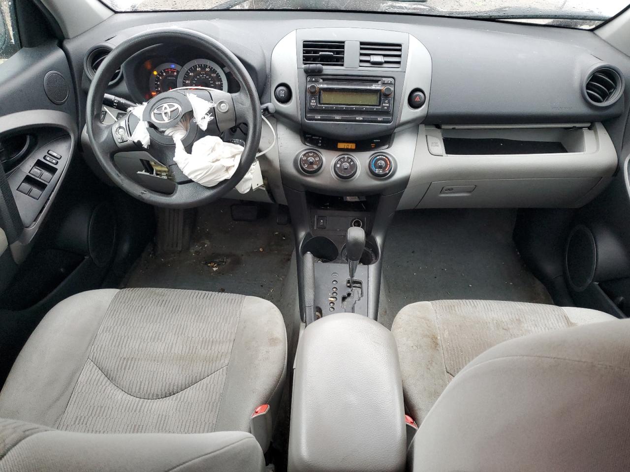 2012 Toyota RAV 4 - Image 8
