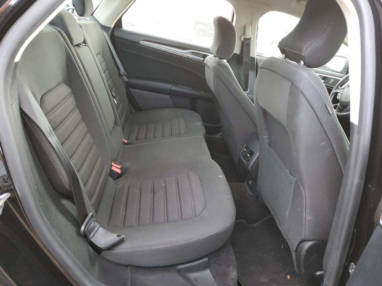 2019 Ford Fusion - Image 10